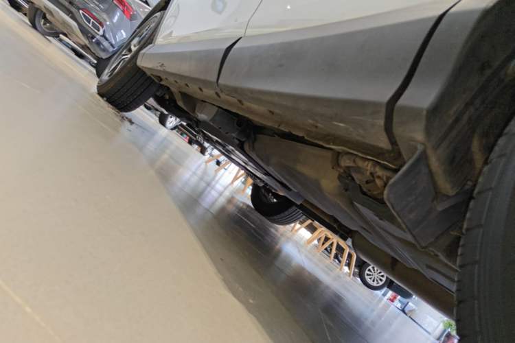 Used Toyota RAV4 2019 2.0L CVT Two-Wheel Drive Pioneer Edition China V Standard Left Side Sill