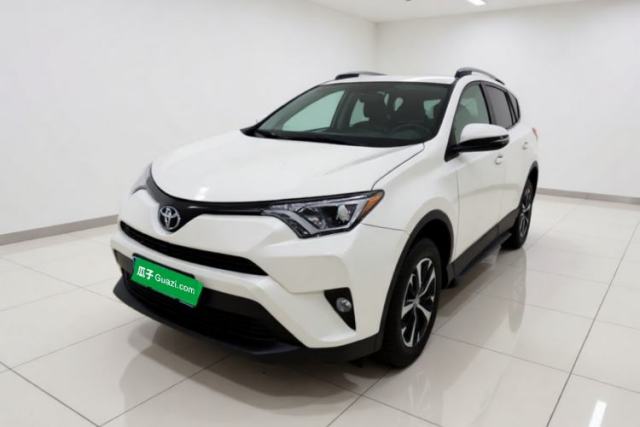 Used Toyota RAV4 2019 2.0L CVT Two-Wheel Drive Pioneer Edition China VI Standard