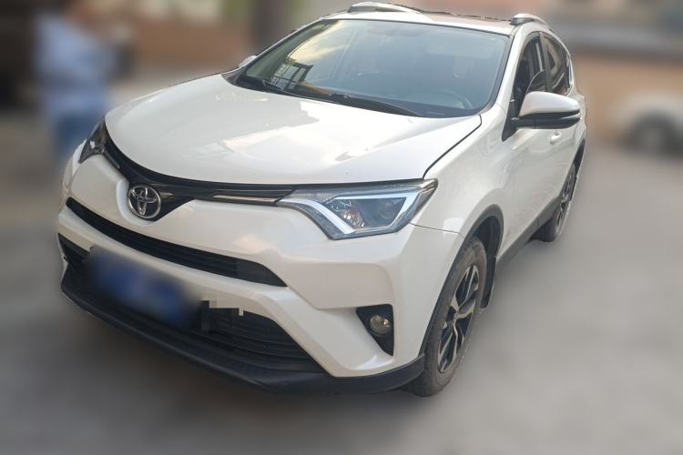 Used Toyota RAV4 2019 2.0L CVT Two-Wheel Drive Pioneer Edition China V Standard Guazi used car, China used car export, Used car for sale, Used cars, Cheapest cars for sale