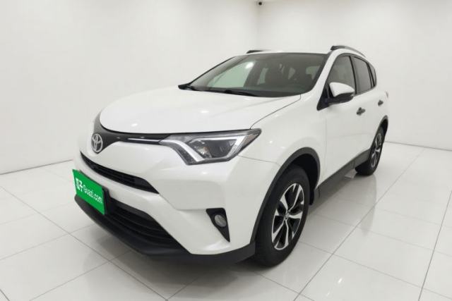 Used Toyota RAV4 2019 2.0L CVT Two-Wheel Drive Comfort Edition China VI Standard