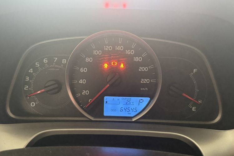 Used Toyota RAV4 2019 2.0L CVT Two-Wheel Drive Pioneer Edition China V Standard Odometer Close Up