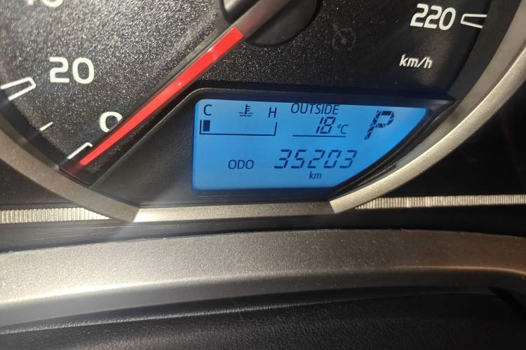Used Toyota RAV4 2019 2.0L CVT Two-Wheel Drive Pioneer Edition China V Standard Odometer Close Up