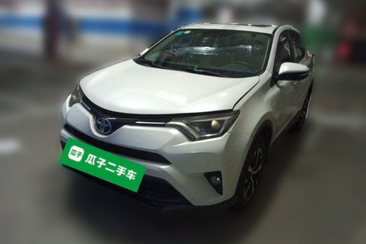 Used Toyota RAV4 2019 2.0L CVT Two-Wheel Drive Luxury Version China VI Standard Guazi used car, China used car export, Used car for sale, Used Toyota cars, Cheapest cars for sale