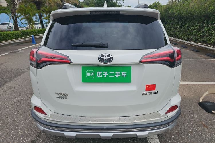Used Toyota RAV4 2019 2.0L CVT Two-Wheel Drive Fashion X Limited Edition China V Standard Rear