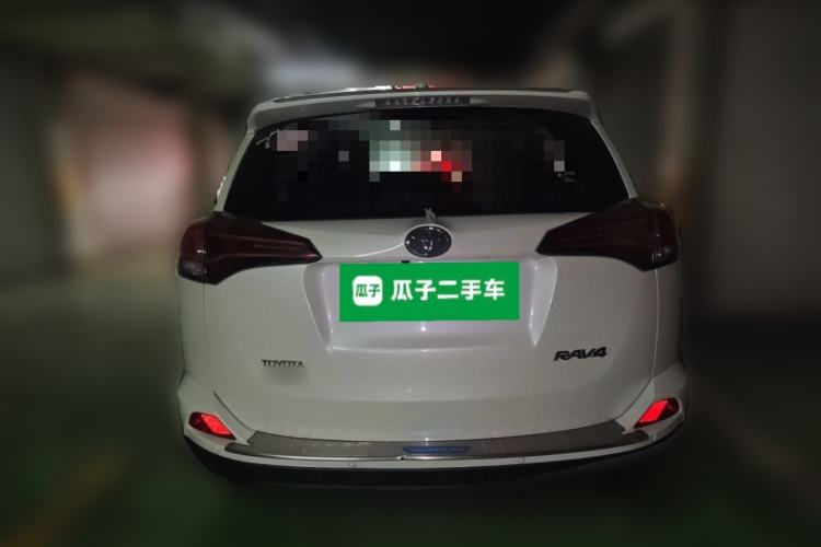 Used Toyota RAV4 2019 2.0L CVT Two-Wheel Drive Comfort Edition China VI Standard Rear