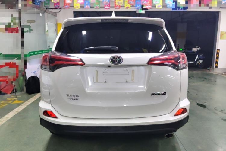 Used Toyota RAV4 2019 2.0L CVT Two-Wheel Drive Pioneer Edition China V Standard Rear