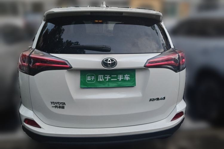 Used Toyota RAV4 2019 2.0L CVT Two-Wheel Drive Pioneer Edition China V Standard Rear