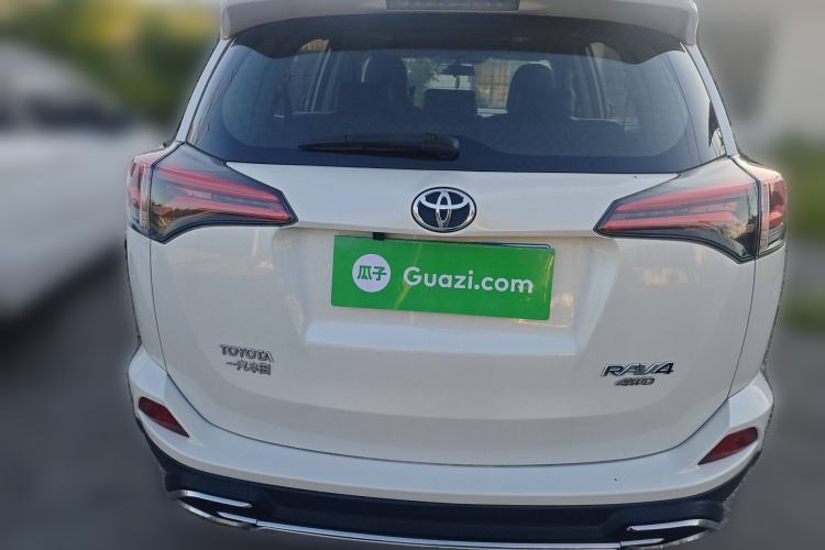 Used Toyota RAV4 2019 2.0L CVT Two-Wheel Drive Pioneer Edition China V Standard Rear