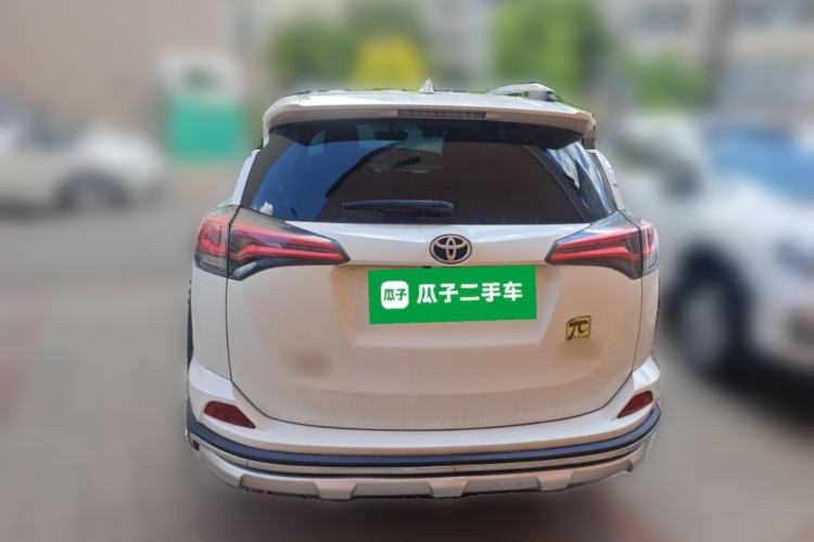 Used Toyota RAV4 2019 2.0L CVT Two-Wheel Drive Fashion X Limited Edition China V Standard Rear