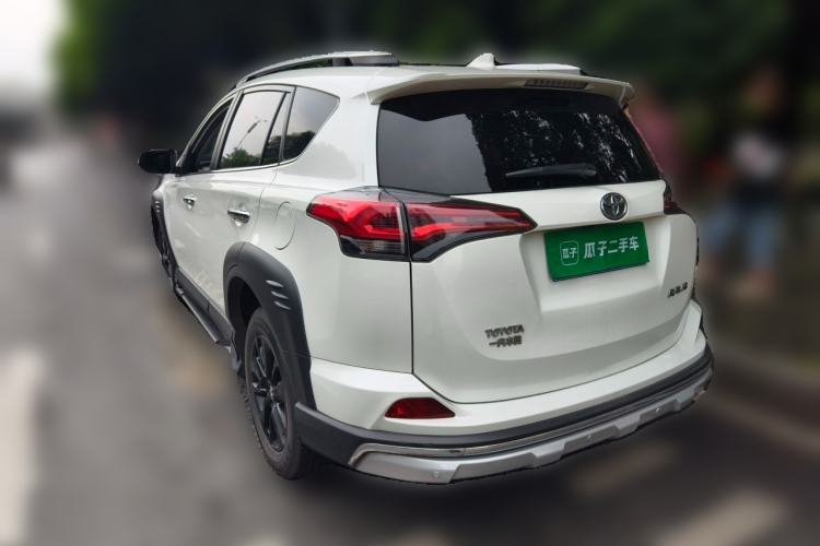 Used Toyota RAV4 2019 2.0L CVT Two-Wheel Drive Fashion X Limited Edition China V Standard Rear Left 45 Deg