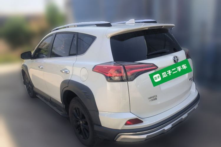 Used Toyota RAV4 2019 2.0L CVT Two-Wheel Drive Fashion X Limited Edition China VI Standard Rear Left 45 Deg