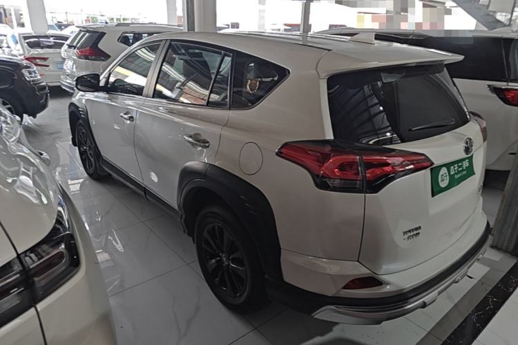 Used Toyota RAV4 2019 2.0L CVT Two-Wheel Drive Fashion X Limited Edition China V Standard Rear Left 45 Deg