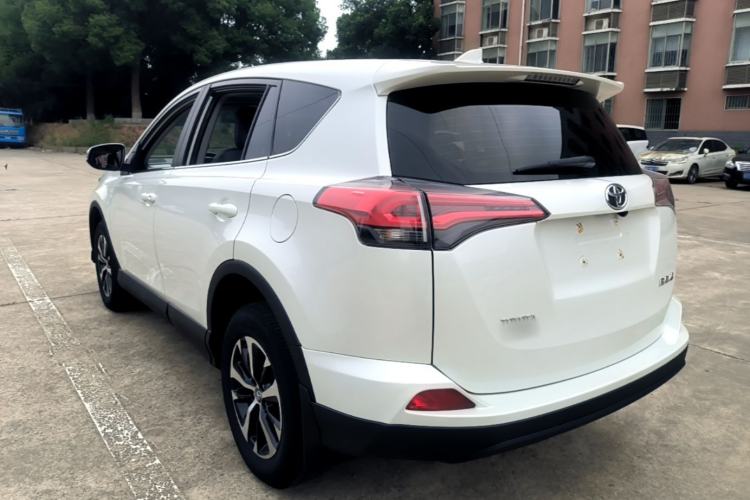 Used Toyota RAV4 2019 2.0L CVT Two-Wheel Drive Pioneer Edition China V Standard Rear Left 45 Deg