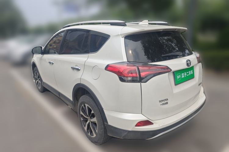 Used Toyota RAV4 2019 2.0L CVT Two-Wheel Drive ZhiShang Version China VI Standard Rear Left 45 Deg