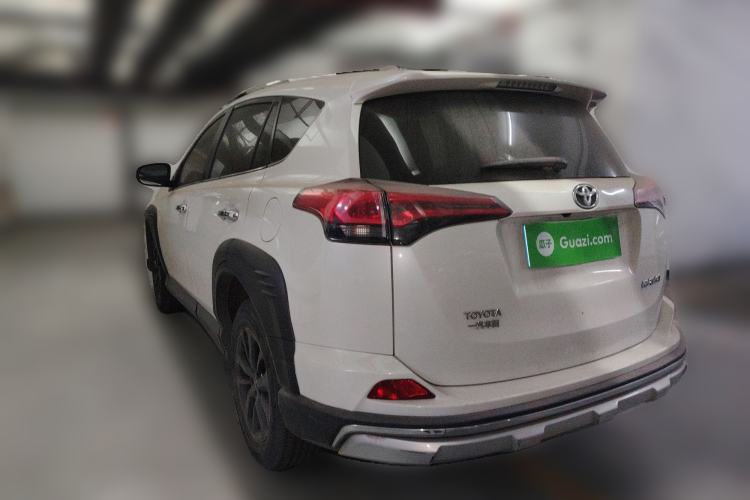 Used Toyota RAV4 2019 2.0L CVT Two-Wheel Drive Fashion X Limited Edition China V Standard Rear Left 45 Deg