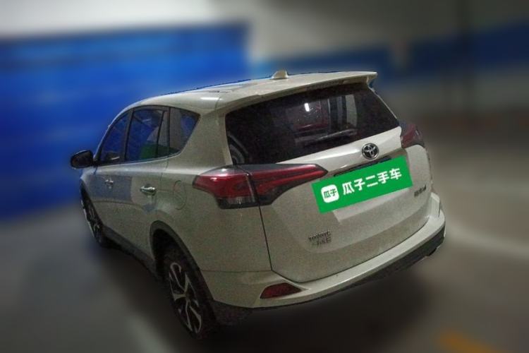 Used Toyota RAV4 2019 2.0L CVT Two-Wheel Drive Luxury Version China VI Standard Rear Left 45 Deg