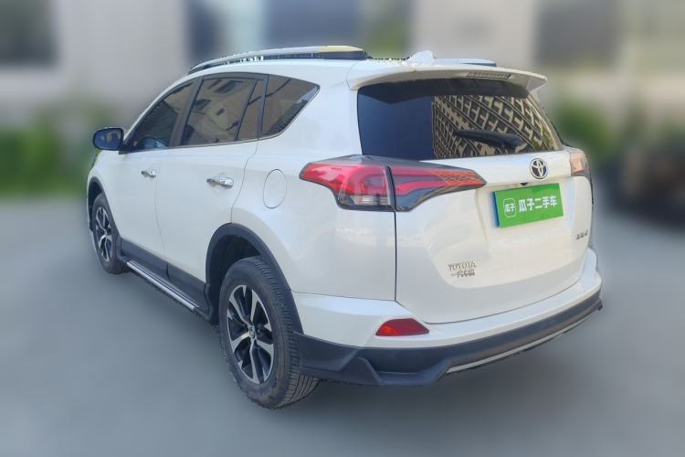 Used Toyota RAV4 2019 2.0L CVT Two-Wheel Drive Comfort Edition China VI Standard Rear Left 45 Deg