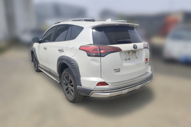 Used Toyota RAV4 2019 2.0L CVT Two-Wheel Drive Fashion X Limited Edition China V Standard Rear Left 45 Deg