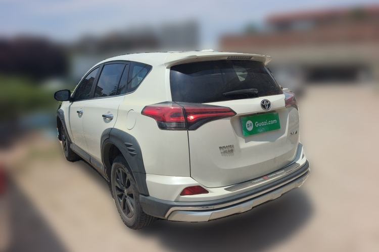 Used Toyota RAV4 2019 2.0L CVT Two-Wheel Drive Fashion X Limited Edition China VI Standard Rear Left 45 Deg