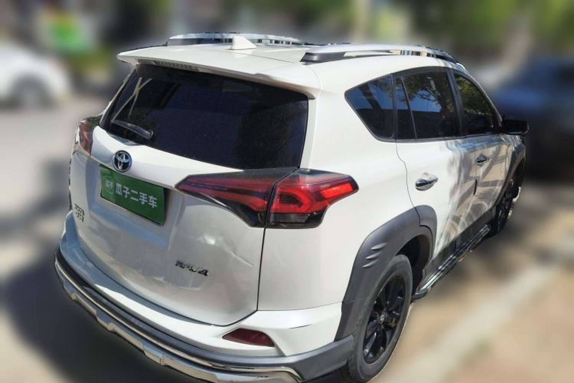Used Toyota RAV4 2019 2.0L CVT Two-Wheel Drive Fashion X Limited Edition China V Standard Rear Right 45 Deg