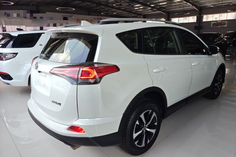 Used Toyota RAV4 2019 2.0L CVT Two-Wheel Drive Pioneer Edition China VI Standard Rear Right 45 Deg