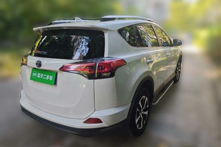 Used Toyota RAV4 2019 2.0L CVT Two-Wheel Drive Pioneer Edition China V Standard Rear Right 45 Deg