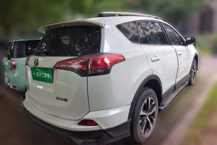 Used Toyota RAV4 2019 2.0L CVT Two-Wheel Drive Pioneer Edition China VI Standard Rear Right 45 Deg