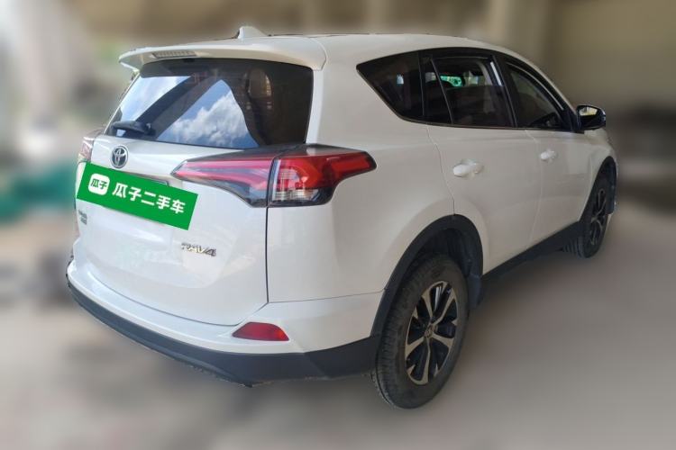 Used Toyota RAV4 2019 2.0L CVT Two-Wheel Drive Pioneer Edition China V Standard Rear Right 45 Deg