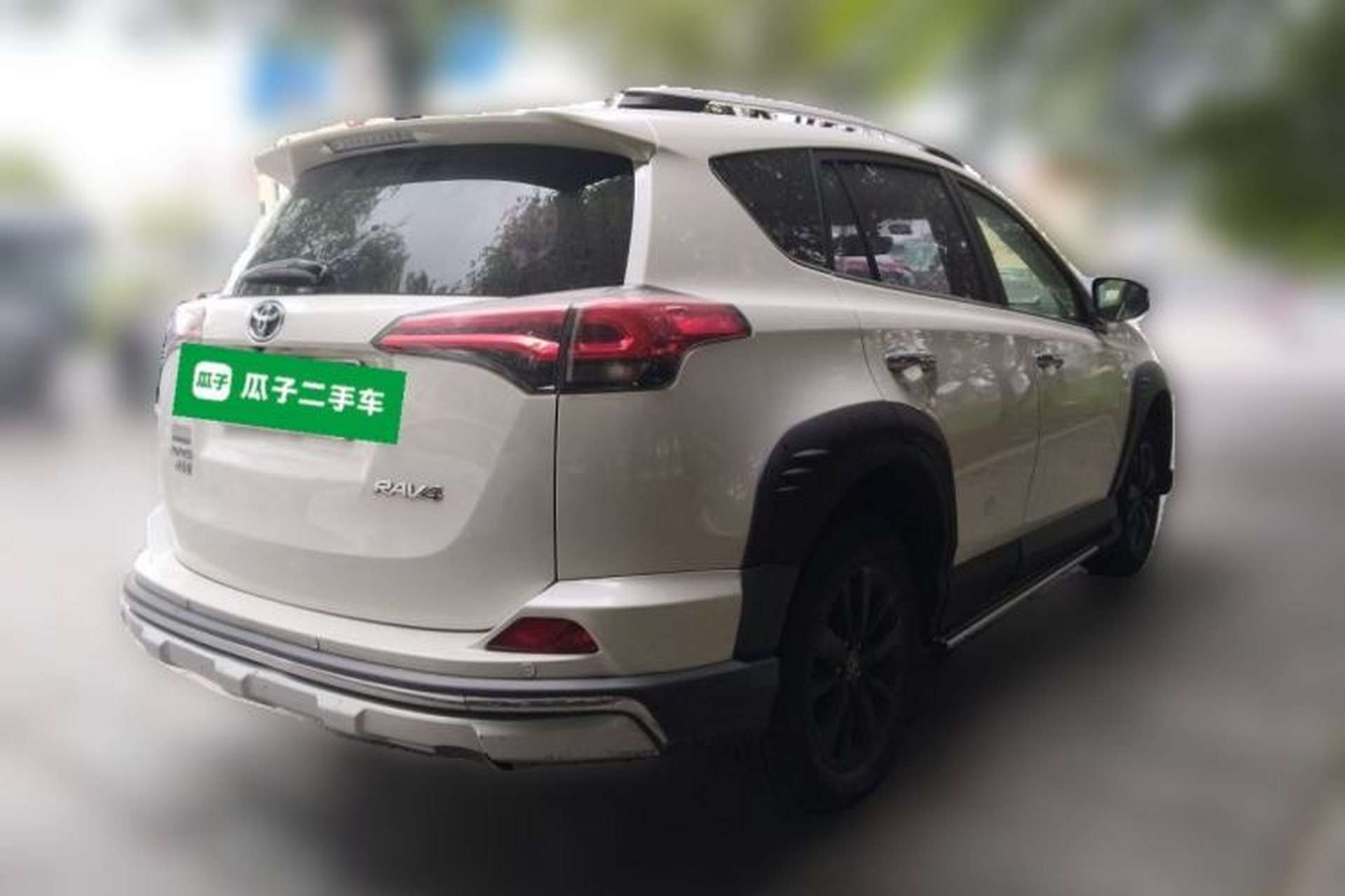 Used Toyota RAV4 2019 2.0L CVT Two-Wheel Drive Fashion X Limited Edition China VI Standard Rear Right 45 Deg