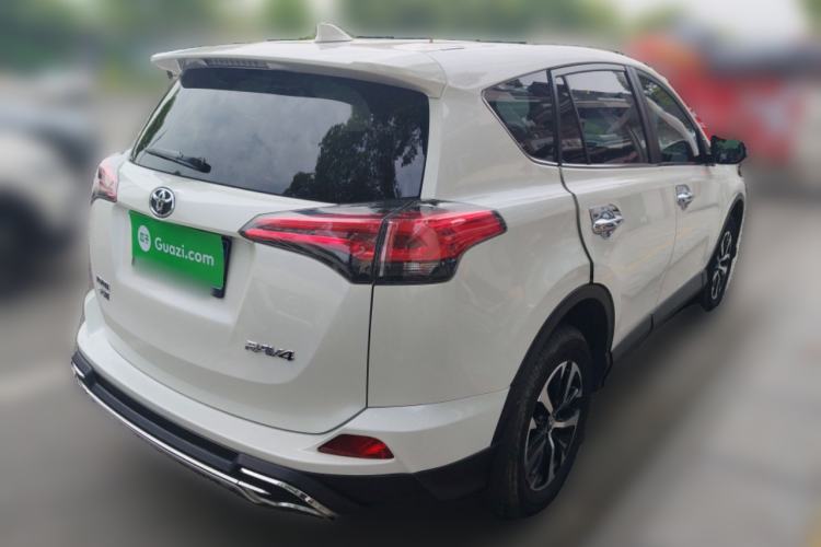 Used Toyota RAV4 2019 2.0L CVT Two-Wheel Drive Pioneer Edition China V Standard Rear Right 45 Deg