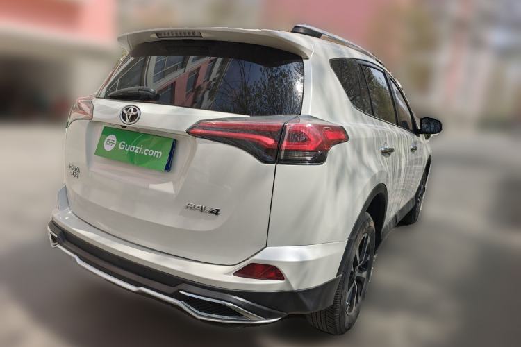 Used Toyota RAV4 2019 2.0L CVT Two-Wheel Drive Pioneer Edition China V Standard Rear Right 45 Deg