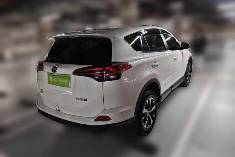 Used Toyota RAV4 2019 2.0L CVT Two-Wheel Drive Pioneer Edition China V Standard Rear Right 45 Deg