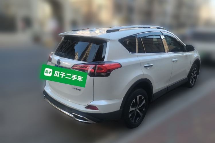 Used Toyota RAV4 2019 2.0L CVT Two-Wheel Drive Comfort Edition China VI Standard Rear Right 45 Deg