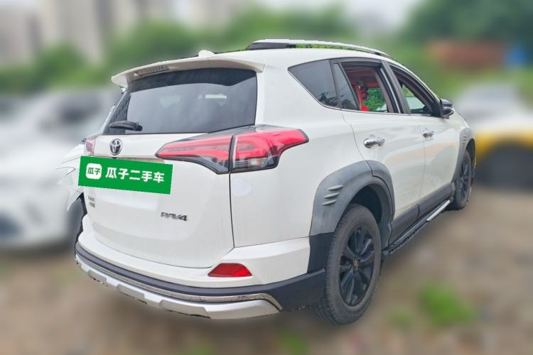 Used Toyota RAV4 2019 2.0L CVT Two-Wheel Drive Fashion X Limited Edition China V Standard Rear Right 45 Deg