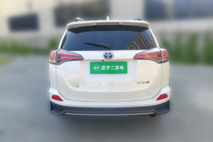 Used Toyota RAV4 2019 2.0L CVT Two-Wheel Drive Comfort Edition China VI Standard Rear