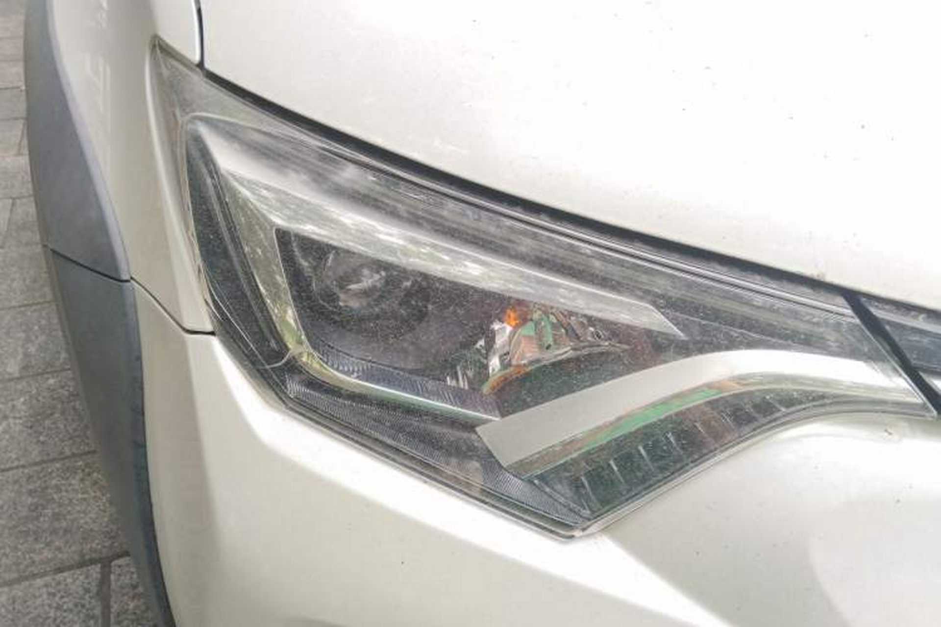 Used Toyota RAV4 2019 2.0L CVT Two-Wheel Drive Fashion X Limited Edition China VI Standard Right Front Headlight