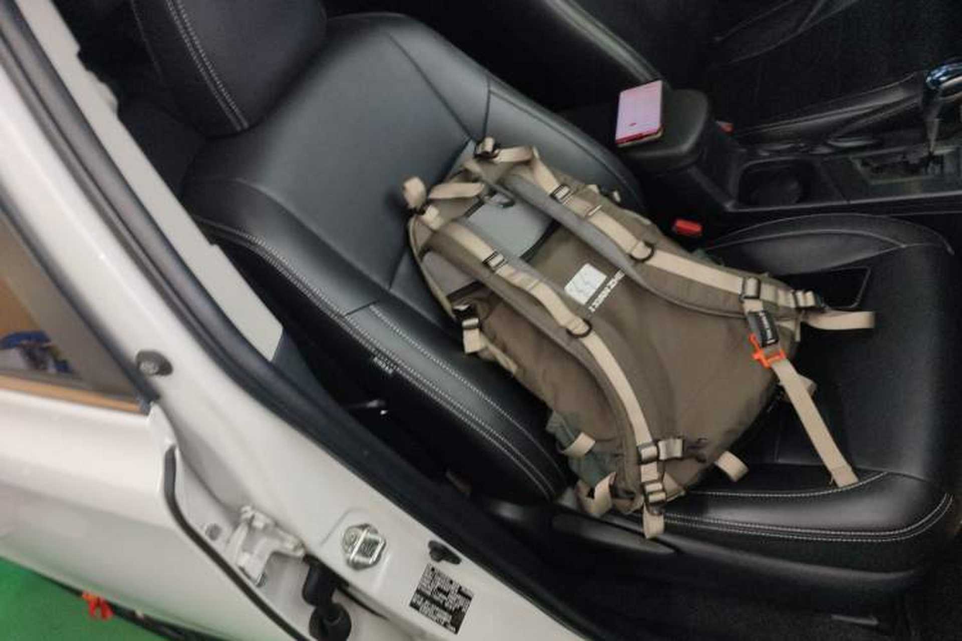 Used Toyota RAV4 2019 2.0L CVT Two-Wheel Drive Comfort Edition China VI Standard Right Front Seat