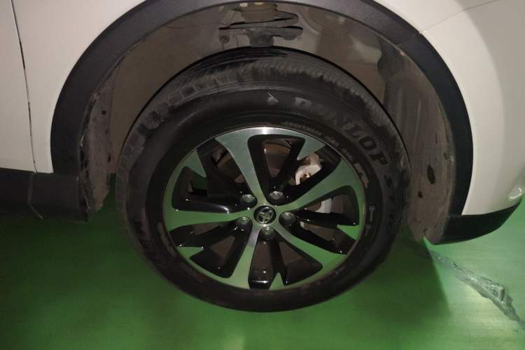 Used Toyota RAV4 2019 2.0L CVT Two-Wheel Drive Comfort Edition China VI Standard Right Front Wheel Hub