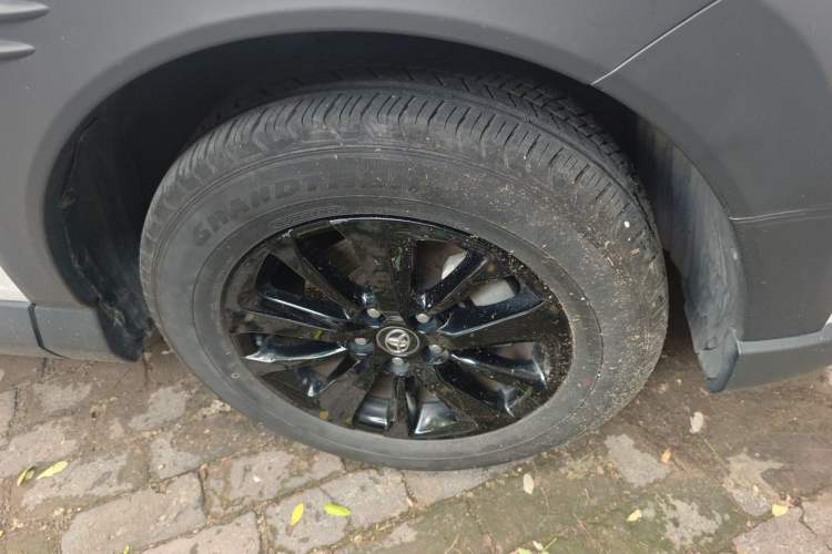 Used Toyota RAV4 2019 2.0L CVT Two-Wheel Drive Fashion X Limited Edition China VI Standard Right Front Wheel Hub