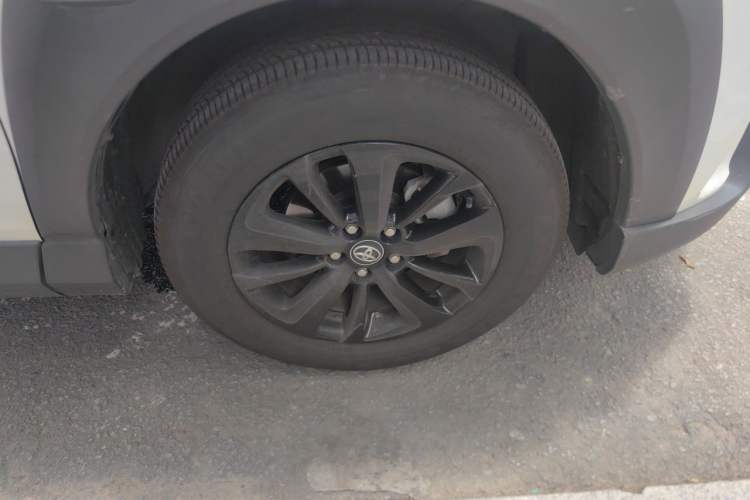 Used Toyota RAV4 2019 2.0L CVT Two-Wheel Drive Fashion X Limited Edition China VI Standard Right Front Wheel Hub