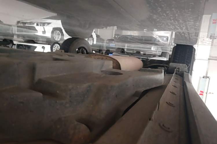 Used Toyota RAV4 2019 2.0L CVT Two-Wheel Drive Luxury Version China VI Standard Right Side Sill