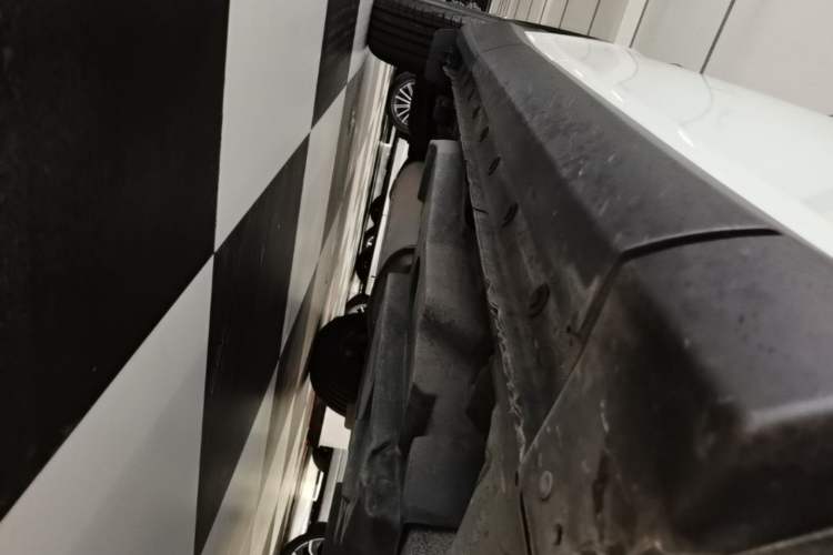 Used Toyota RAV4 2019 2.0L CVT Two-Wheel Drive Luxury Version China VI Standard Right Side Sill