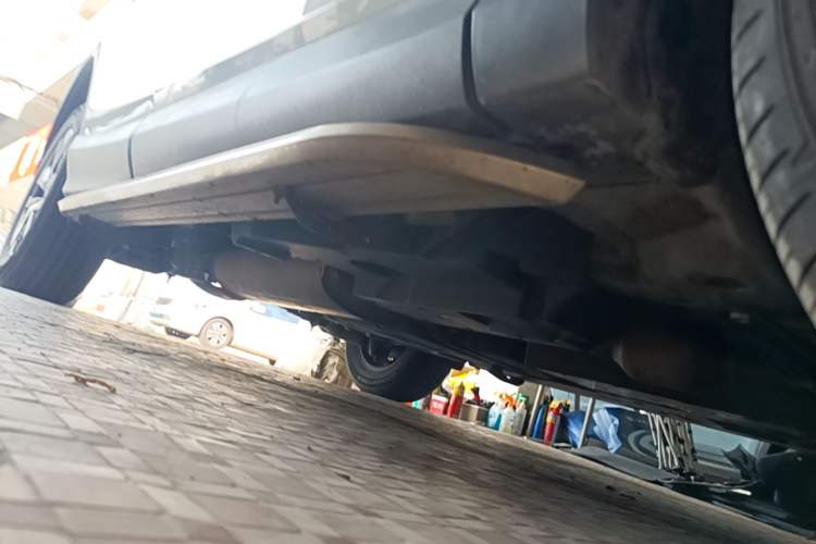 Used Toyota RAV4 2019 2.0L CVT Two-Wheel Drive Luxury Version China VI Standard Right Side Sill