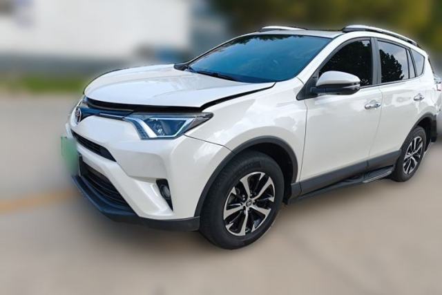 Used Toyota RAV4 2019 2.0L CVT Two-Wheel Drive Comfort Edition China VI Standard