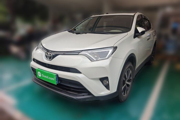 Used Toyota RAV4 2019 2.0L CVT Two-Wheel Drive Luxury Version China VI Standard Guazi used car, China used car export, Used car for sale, Used  cars, Cheapest cars for sale