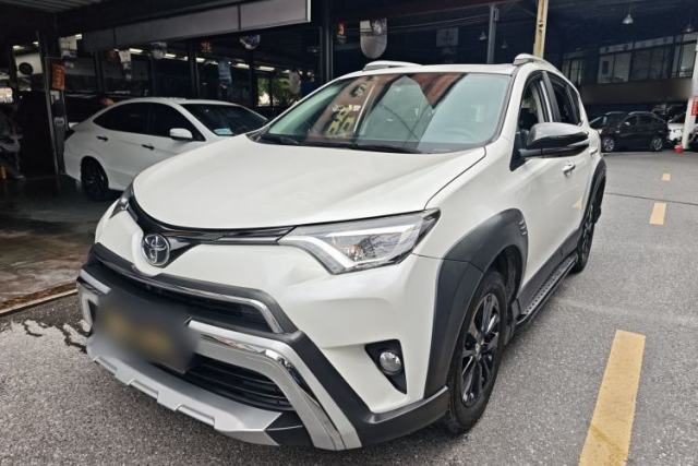 Used Toyota RAV4 2019 2.0L CVT Two-Wheel Drive Fashion X Limited Edition China VI Standard