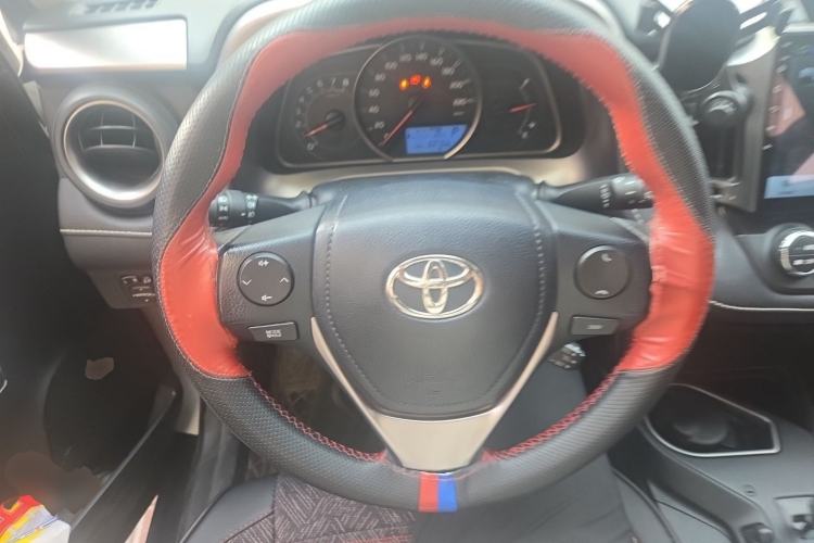 Used Toyota RAV4 2019 2.0L CVT Two-Wheel Drive Comfort Edition China VI Standard Steering Wheel