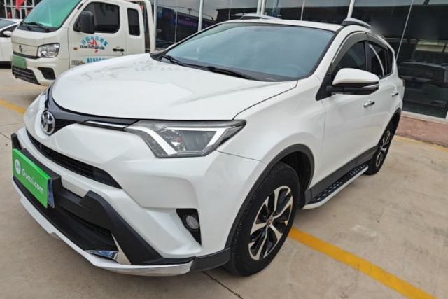 Used Toyota RAV4 2019 2.0L CVT Two-Wheel Drive Pioneer Edition China V Standard