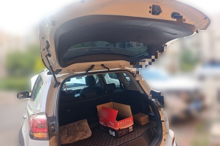 Used Toyota RAV4 2019 2.0L CVT Two-Wheel Drive Fashion X Limited Edition China V Standard Trunk