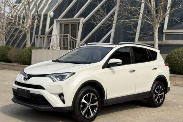 Used Toyota RAV4 2019 2.0L CVT Two-Wheel Drive Pioneer Edition China V Standard